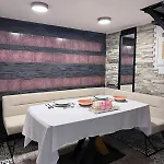 Apartmán New Luxury Loft In Centre, Next To Synagogue, Near Deak Square, Quiet Courtyard, Air Conditioning, Fast Wifi, Hotel-level Comfort