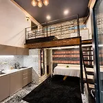 New Luxury Loft In Centre, Next To Synagogue, Near Deak Square, Quiet Courtyard, Air Conditioning, Fast Wifi, Hotel-level Comfort Apartmán Budapešť