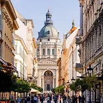 Apartmán New Luxury Loft In Centre, Next To Synagogue, Near Deak Square, Quiet Courtyard, Air Conditioning, Fast Wifi, Hotel-level Comfort