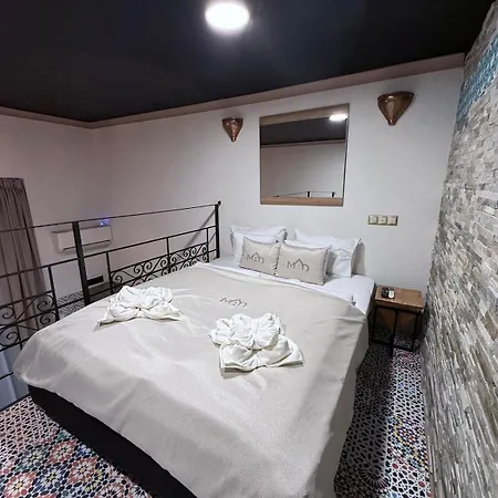 アパート Central Budapest Luxury Gallery Loft ブダペスト