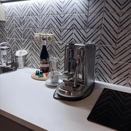 Appartamento New Luxury Loft In Centre, Next To Synagogue, Near Deák Square, Quiet Courtyard, Air Conditioning, Fast Wifi, Hotel-level Comfort