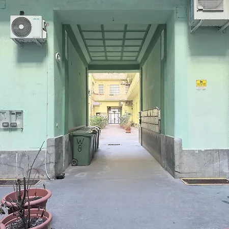 New Luxury Loft In Centre, Next To Synagogue, Near Deak Square, Quiet Courtyard, Air Conditioning, Fast Wifi, Hotel-level Comfort * Budapešť