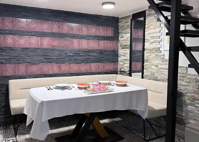 Designer Luxury & Next To The Synagogue Appartement *