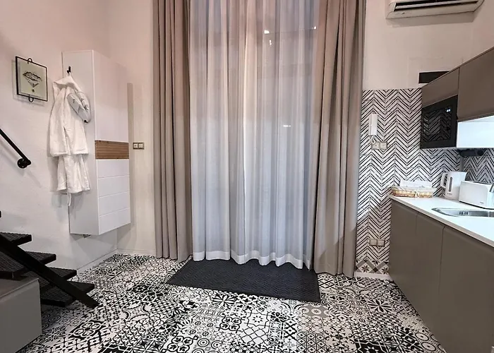 Premium Boutique In The Heart Of The شقة *