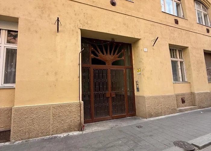 Designer Luxury & Next To The Synagogue * Budapest