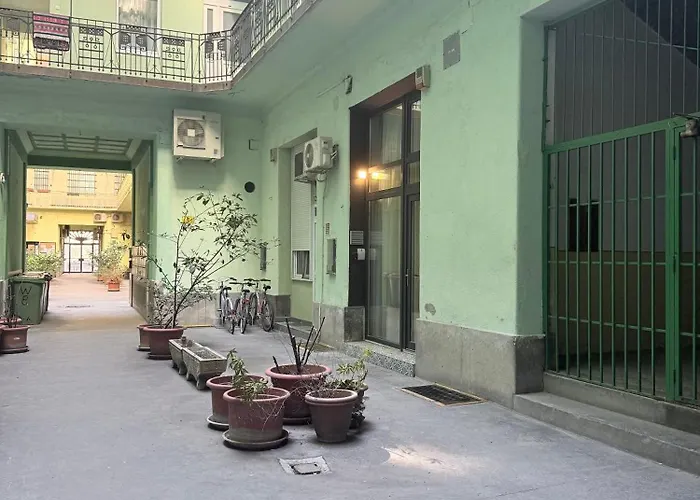 Daire Designer Luxury & Next To The Synagogue